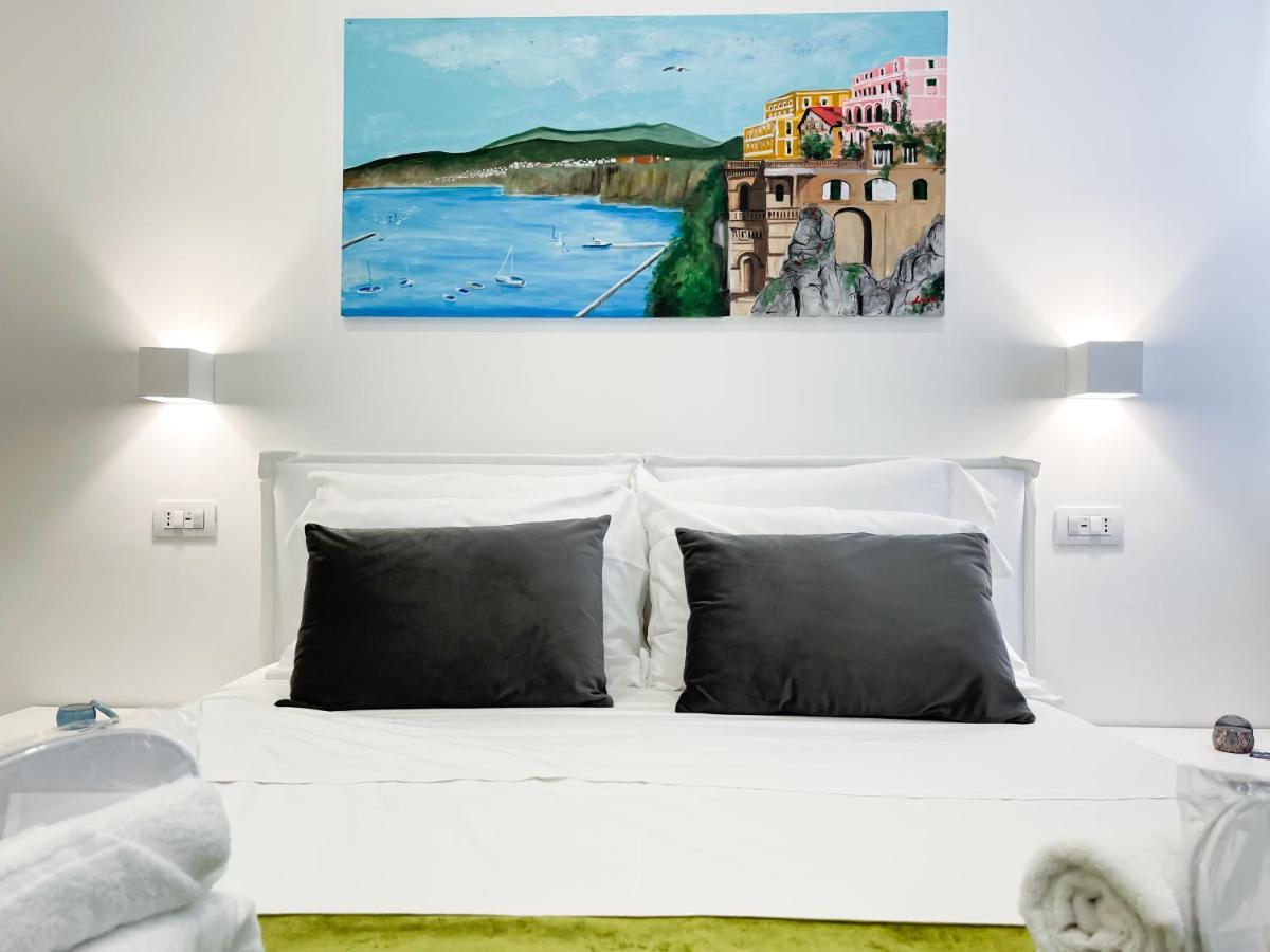 Villa Gabriella - Rooms & Breakfast サンタニェッロ エクステリア 写真