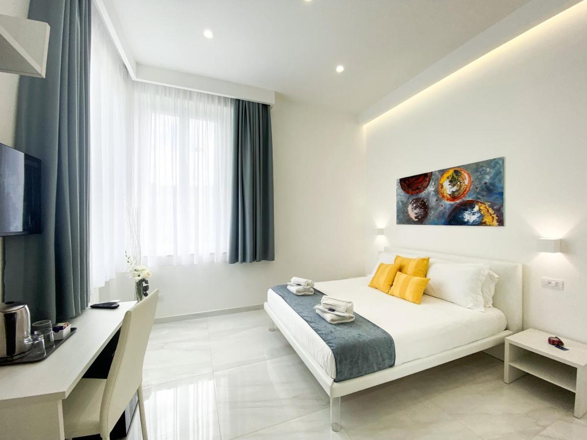 Villa Gabriella - Rooms & Breakfast サンタニェッロ エクステリア 写真