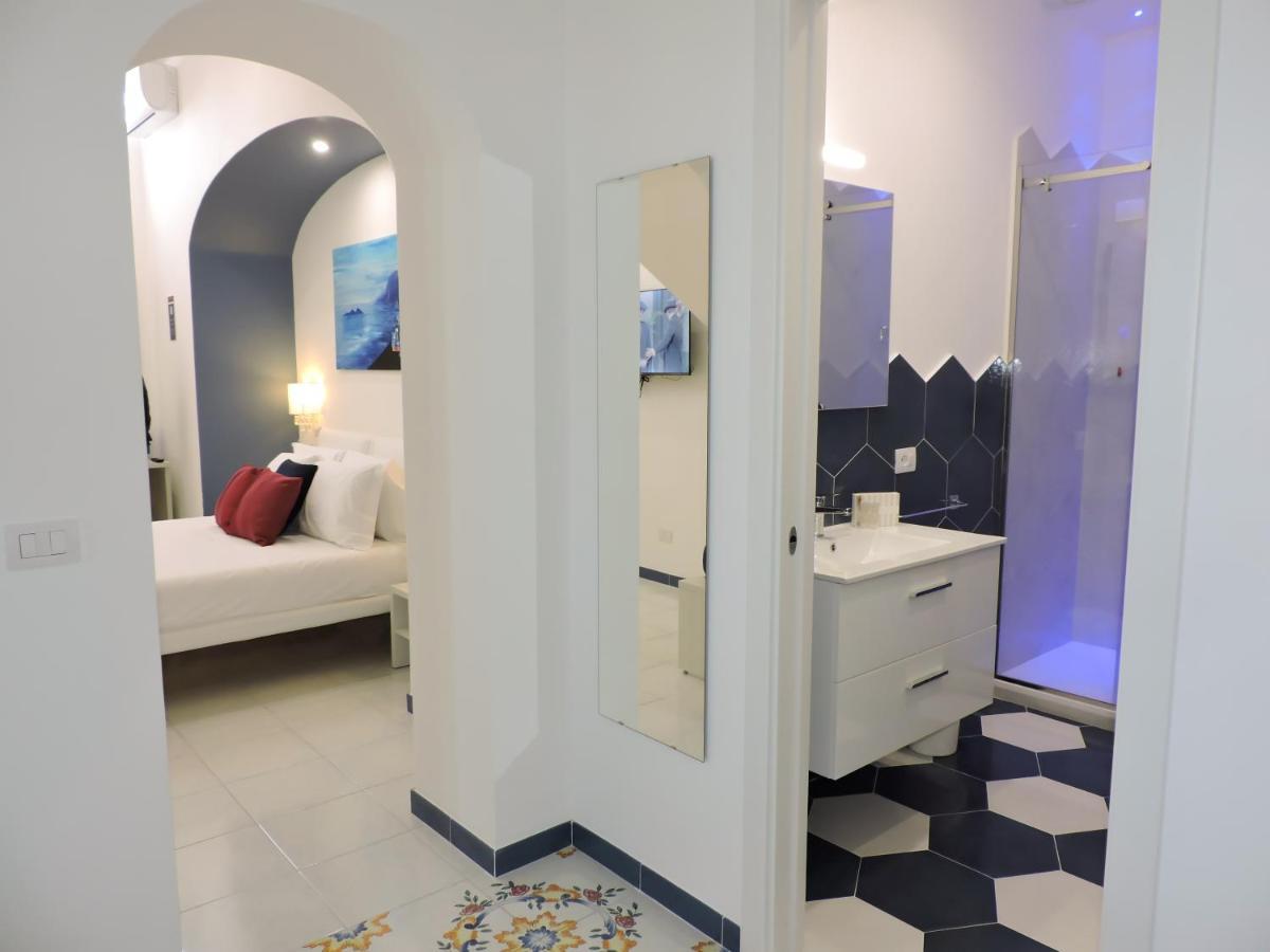 Villa Gabriella - Rooms & Breakfast サンタニェッロ エクステリア 写真